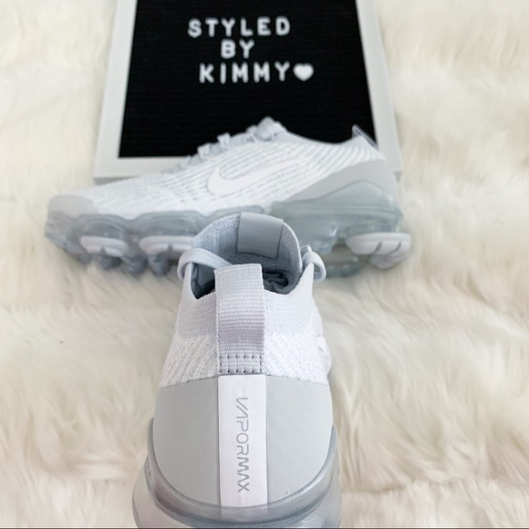 πΈ Nike AIR Vapormax Flyknit Sneakers Shoes White - Picture 4 of 8